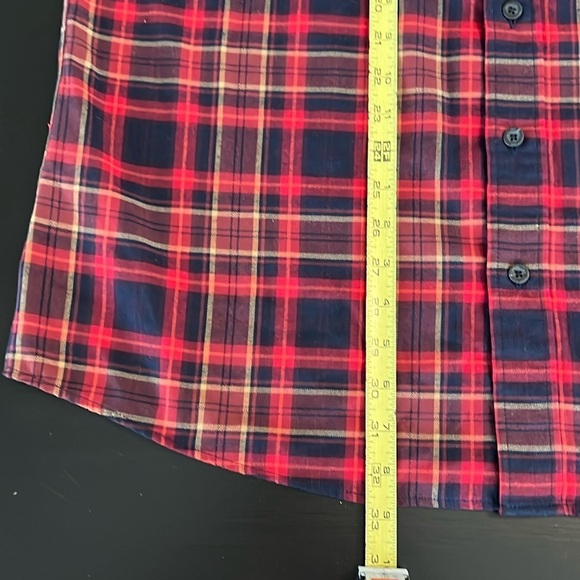 Eddie Bauer flannel new condition - Picture 3 of 5